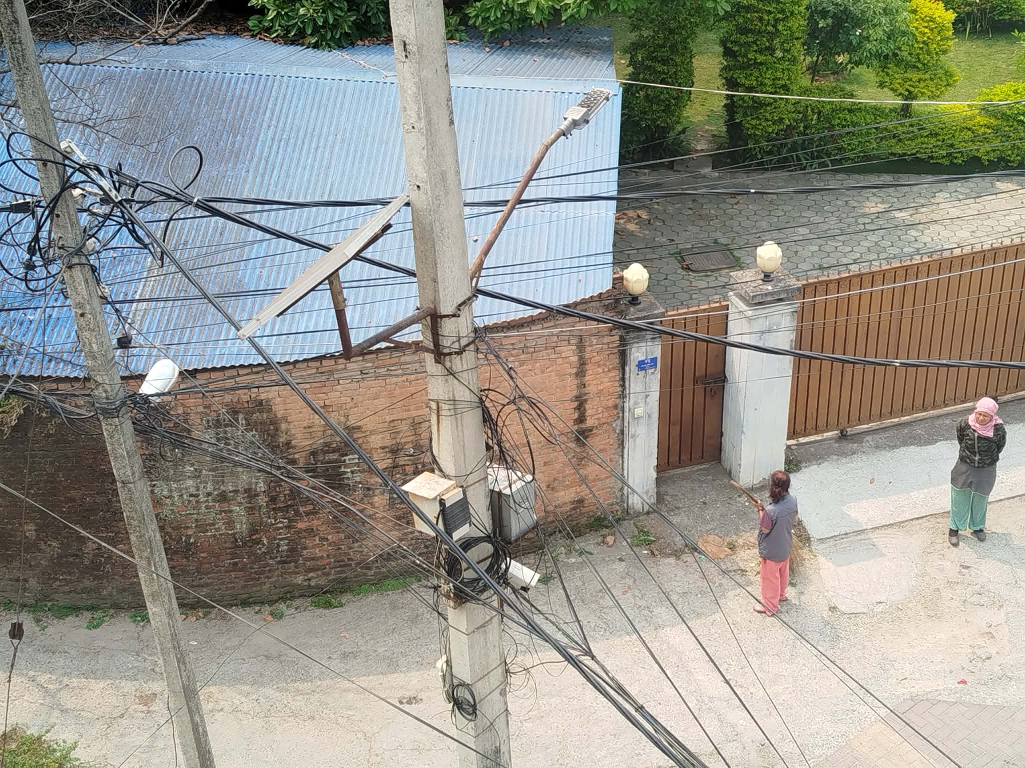 बिद्युत संरचना प्रयोगको बक्यौता समेत बाँकी