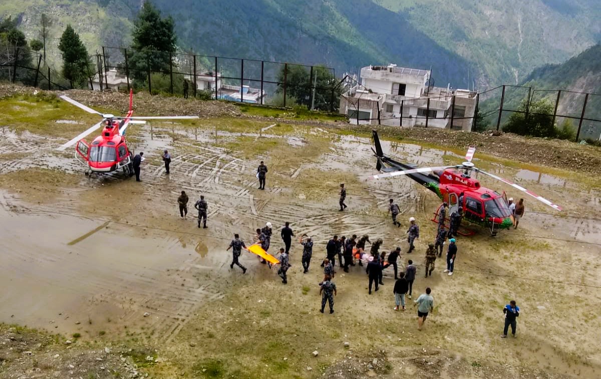 सशस्त्र प्रहरीको १ हजारभन्दा धेरै जनशक्ति रसुवा बाढी प्रभावितको उद्धारमा परिचालन