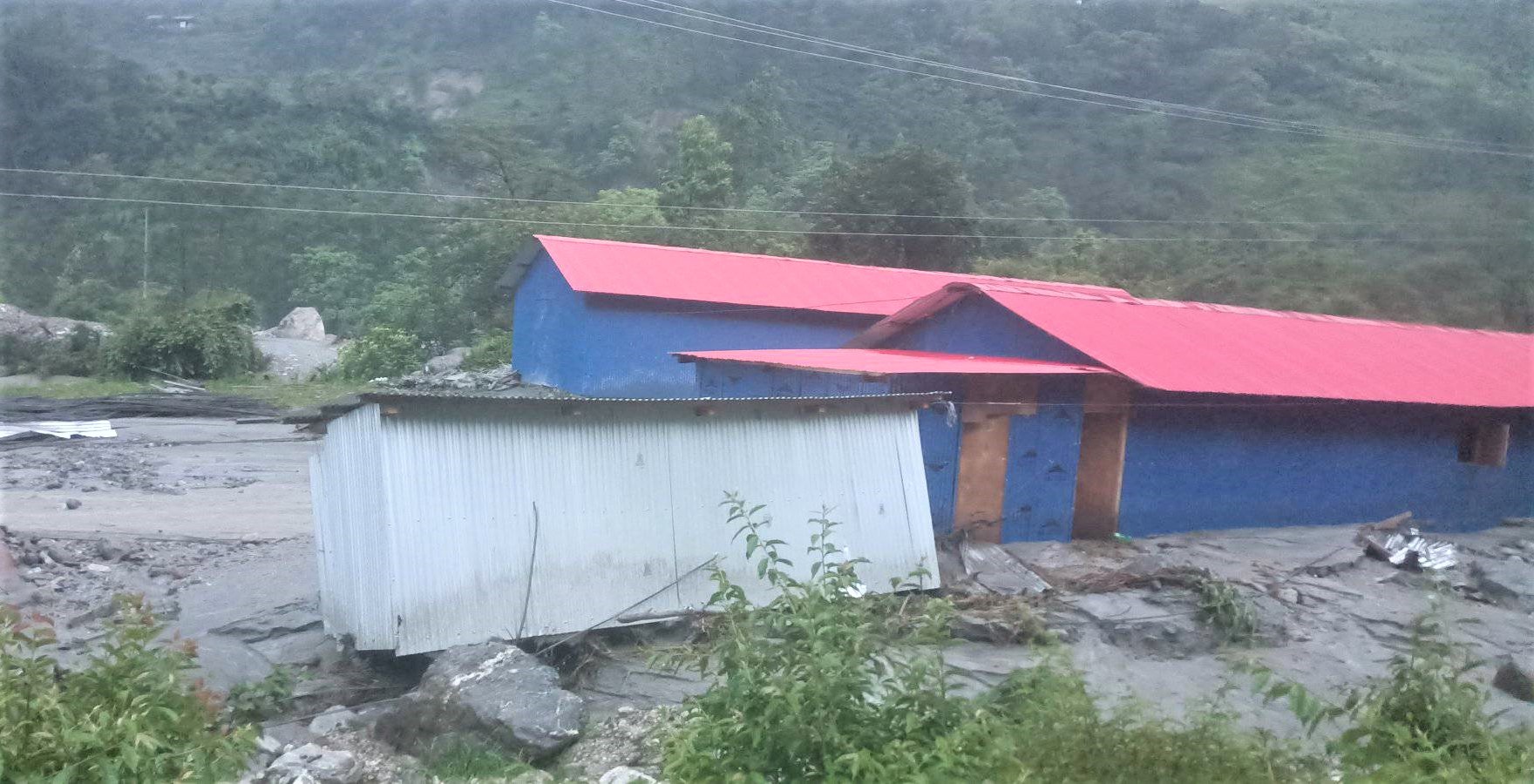 बाढीले ताप्लेजुङमा मोटरेबल पुलसहित विद्युतगृह र होटल बगायो