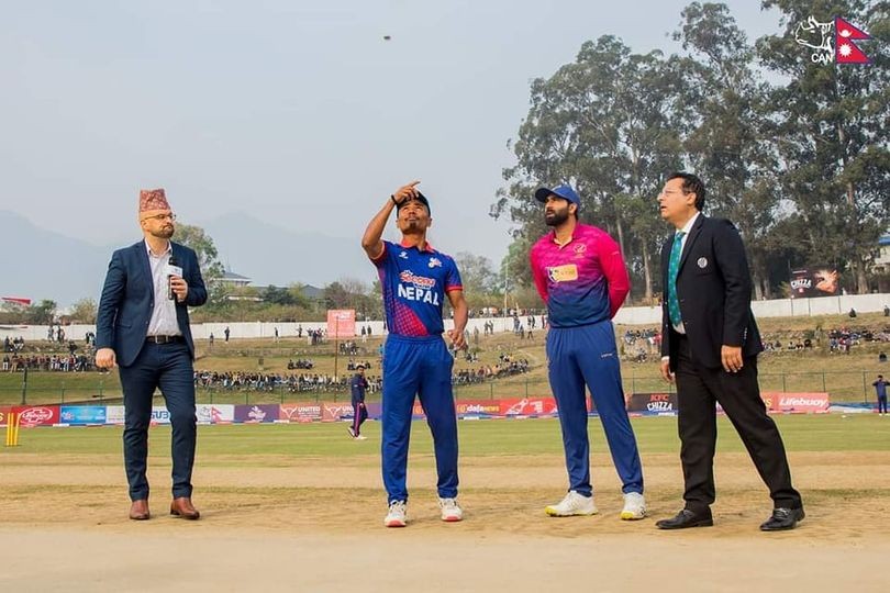 पहिले बलिङ गरिरहेको नेपाललाई पहिलो सफलता 