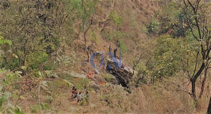 पाल्पामा भएको बस दुर्घटनामा १ जनाको मृत्यु, १८ घाइते 