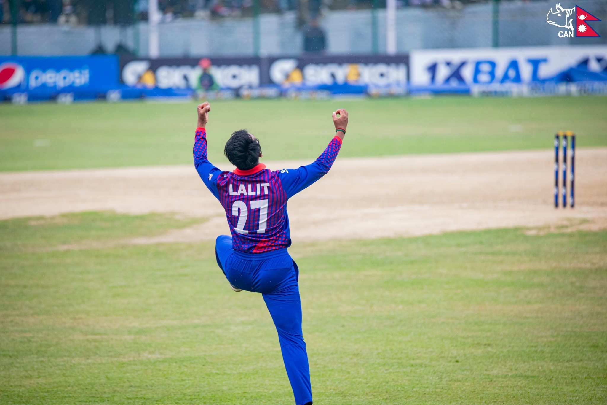 एसीसी प्रिमयर कप क्रिकेट: नेपालको कसिलो बलिङ, यूएई दबाबमा
