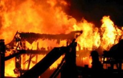 बाँकेको डुडुवामा चट्याङबाट आगलागी हुँदा ३९ घर जलेर नष्ट
