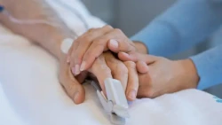 क्यान्सर प्रभावितलाई उपचारमा सहयोग गर्न साइकल यात्रा