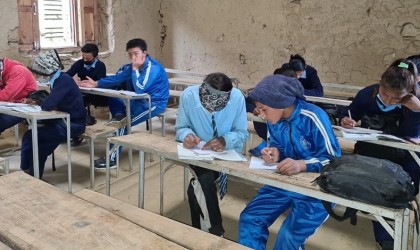 विद्यार्थी र शिक्षकमा शैक्षिकसत्र बारे अन्योल
