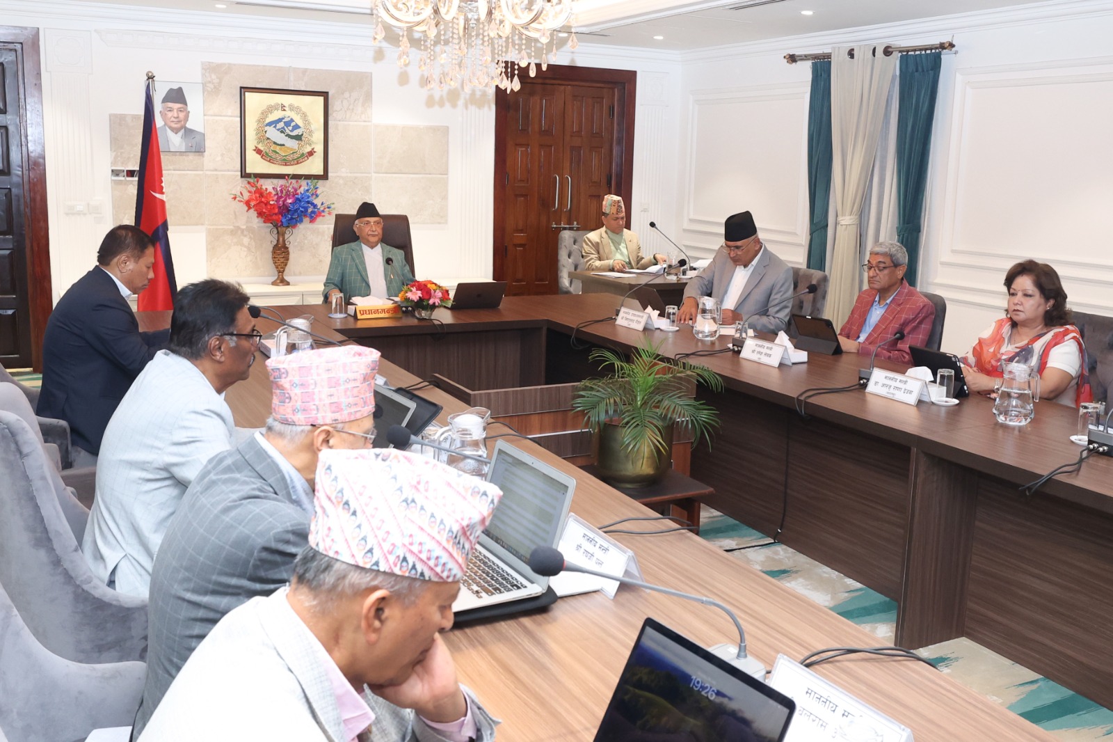 सामाजिक सञ्जाललाई सूचिकरणका लागि ७ दिनको भाका दिने निर्णय कसरी भयो ?