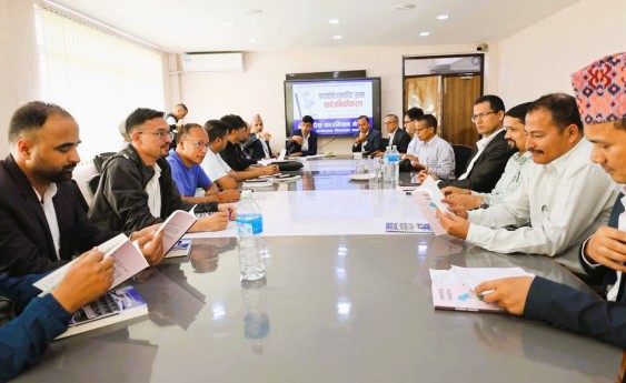 ‘कर्णालीको पत्रकारिता’ बारेको पुस्तक काठमाडौँमा सार्वजनिक