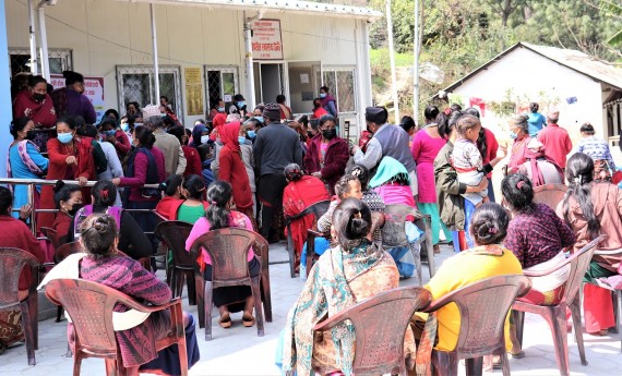 काभ्रेको ठूलो पर्सेलमा सञ्चालित स्वास्थ्य शिविरमा ३ सय जनाको जाँच