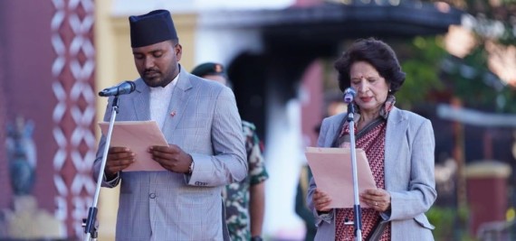 नवनियुक्त दुई मन्त्रीले लिए शपथ