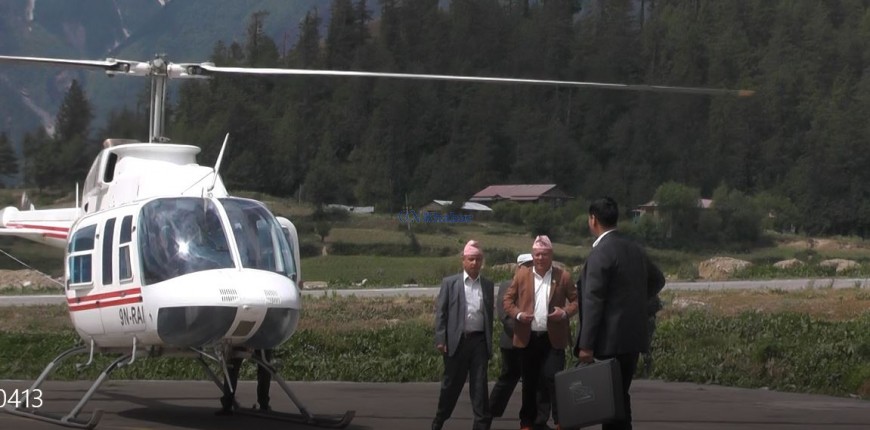 पार्टी काममा मुख्यमन्त्रीले चढेको हेलिकोप्टरको खर्चबारे विवाद