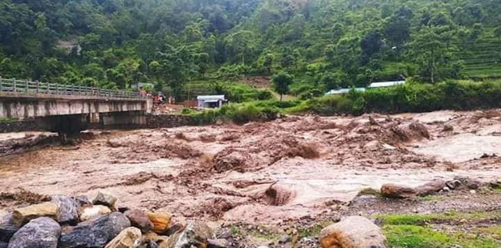 दोर्दीमा बगेका ११ मजदुरमध्ये ४ जनाको शव भेटियो, दुईजनाको सनाखत