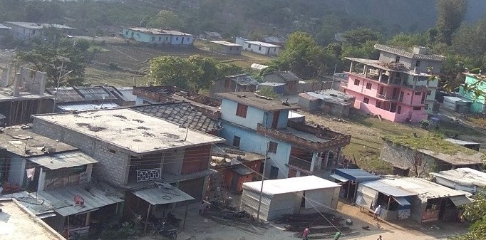 देउरा बजारमा फोहोर व्यवस्थापनको समस्या