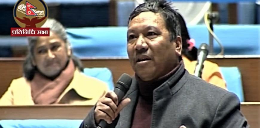 छाउगोठका नाउमा घर भत्काउँदा सांसद महतको विरोध