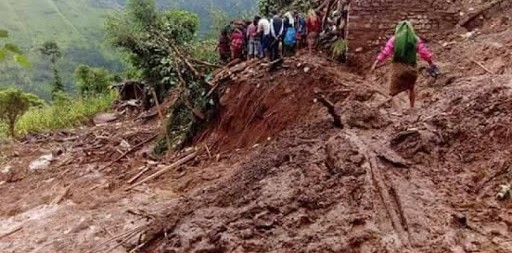 अछाममा पहिरोमा परेर २ जनाको मृत्यु, विस्तृत विवरण आउन बाँकी