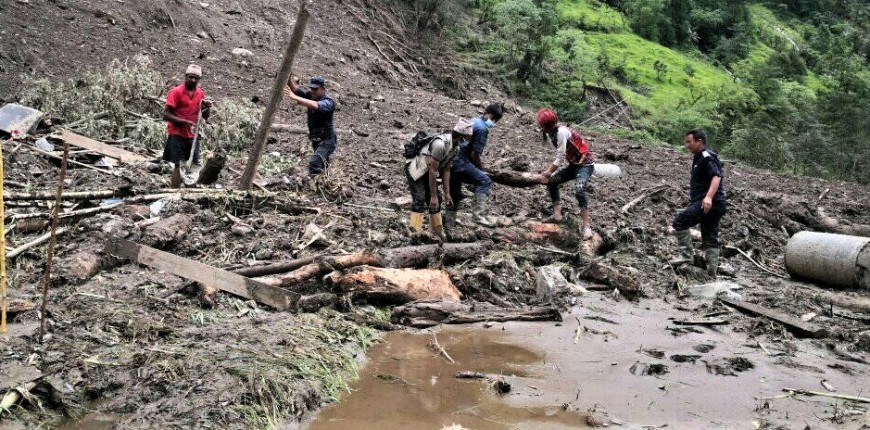 पहिरोमा परेर बाजुरामा एक बालकको मृत्यु