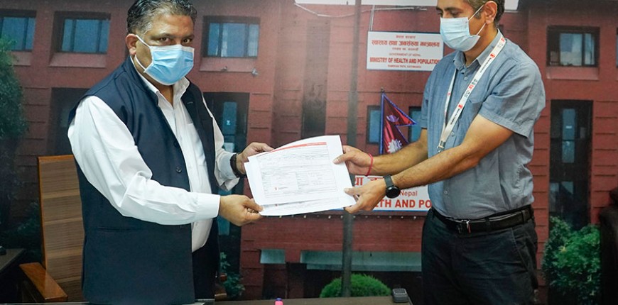सात थान मेकानिकल भेन्टिलेटर सरकारलाई हस्तान्त्रण