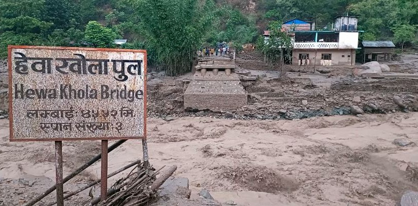 बाढीपहिरोमा परेर पाँचथरमा ५ जना बेपत्ता, १ जनाको जीवितै उद्धार