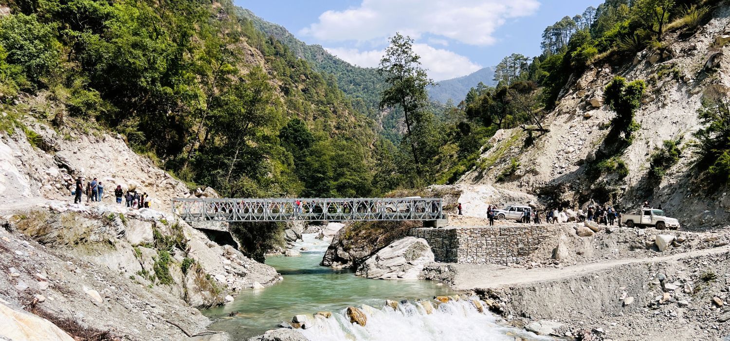 रुकुम पूर्वको मैकोट खोलामा स्थानीय सरकारले नै जोड्यो बेलिब्रिज
